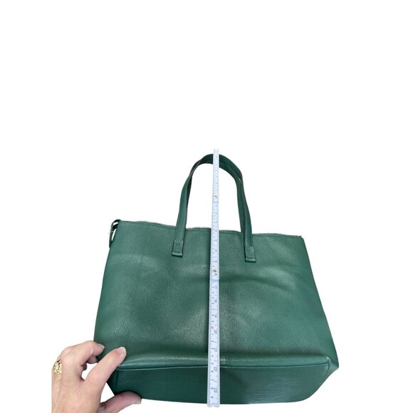 Tahari Womans Green Pebbled Leather Tote HandBag Silver Charm SKU 9355 - Picture 9 of 16